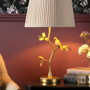 Den vakre Egelton bordlampe i passende interiør