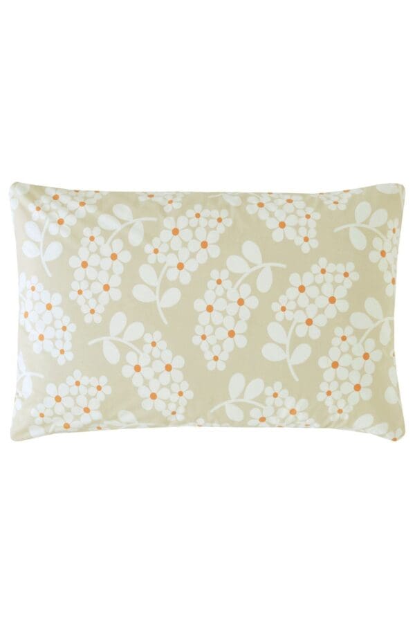 Wisteria, putetrekk i beige og orange, med japansk inspirasjon fra Orla kiely