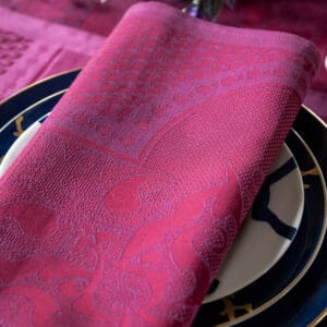 damaskvevd serviett i rosa bomull fra le Jacquard Francais