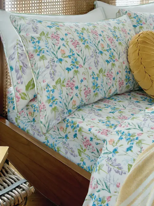 Elston,  blomstrete formsydd laken i bomull fra Laura Ashley - Bilde 2