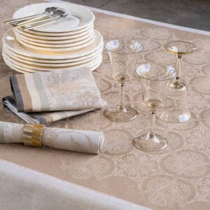 instant bucolique, landlig serviett i beige i 100% lin fra Le Jacquard Francais